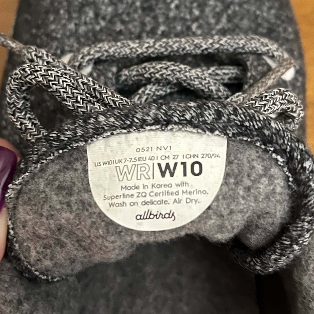 Allbirds Women’s Wool Runners, Natural Gray - Picture 4 of 5